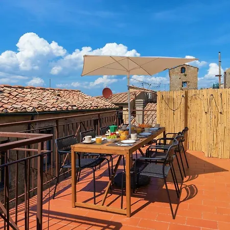 The Walkable Volterra Rooftop Suite Volterra